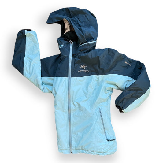 Women's M Two-Tone Blue Heavyweight Arcteryx Goretex Jacket