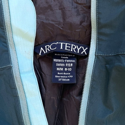 Women's M Two-Tone Blue Heavyweight Arcteryx Goretex Jacket