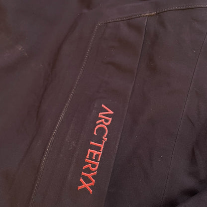 Women's L / Men's M Burgundy Arcteryx Goretex Jacket