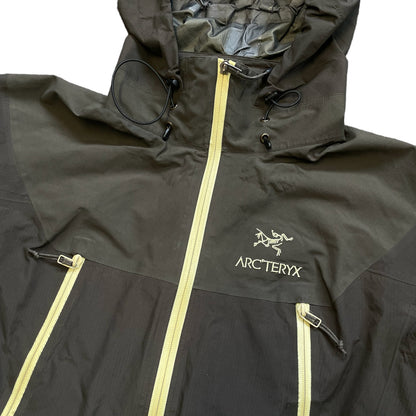 Men's M / Women's L Beta AR Arcteryx Goretex Jacket