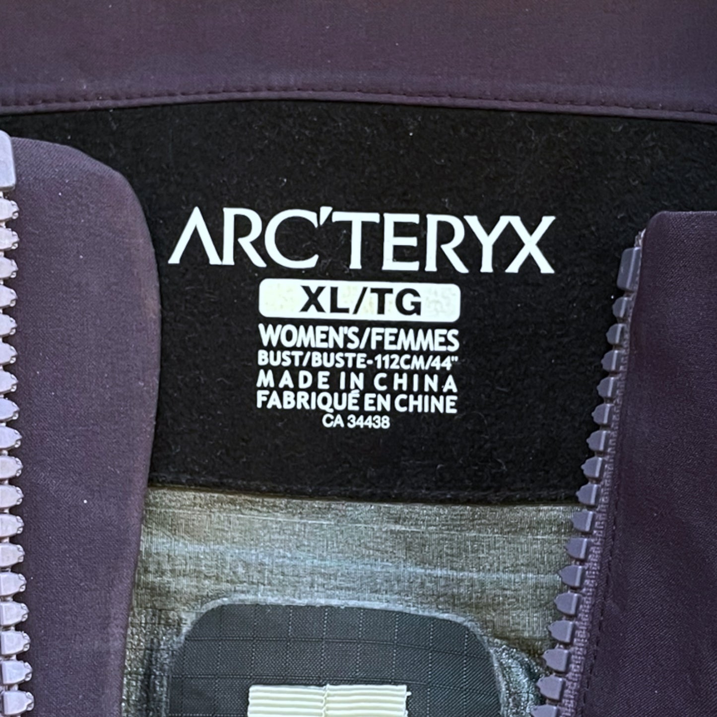 Womens XL / Men's L Purple Arcteryx Goretex Jacket